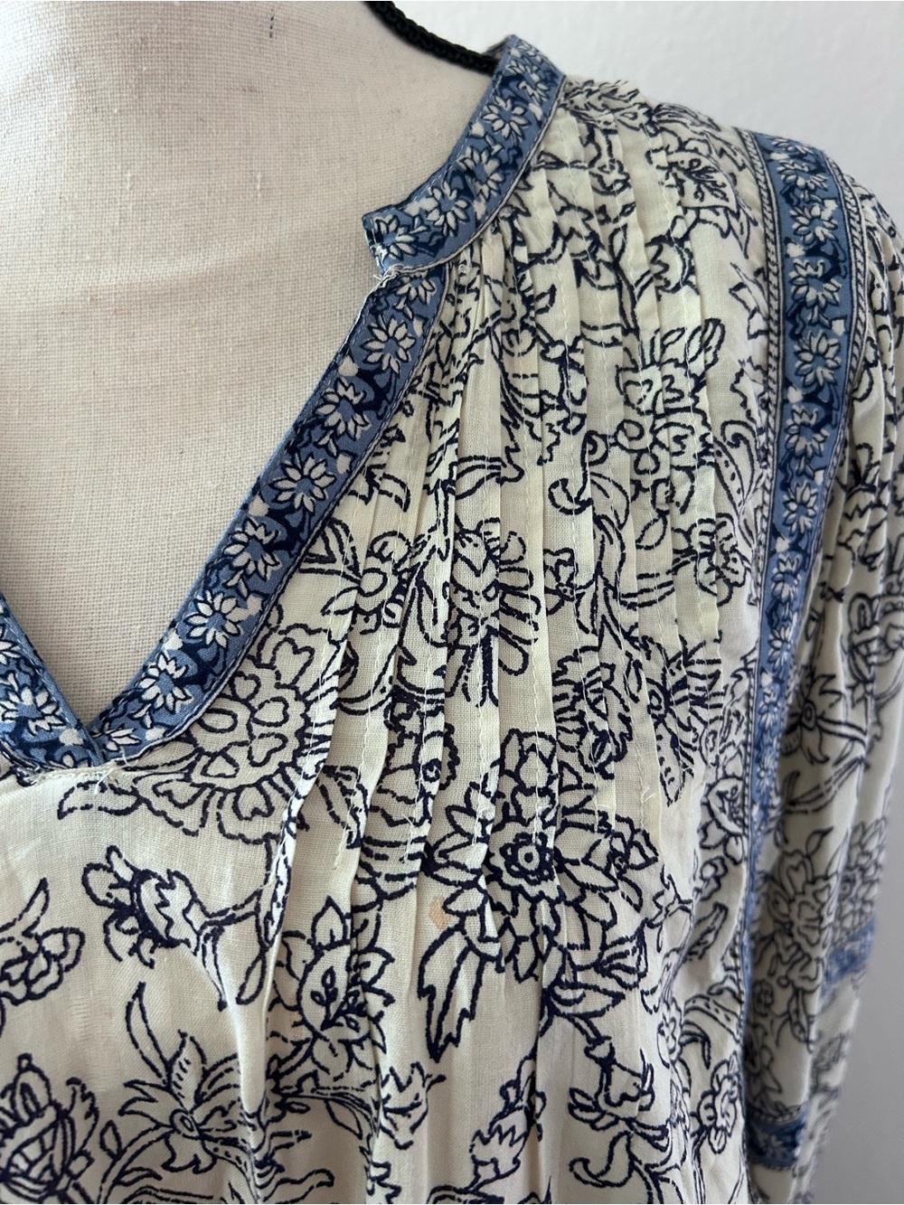 Blue Cream Pleated Floral Peasant Top Boho Prairie Cottagecore Western Large - Picture 5 of 7